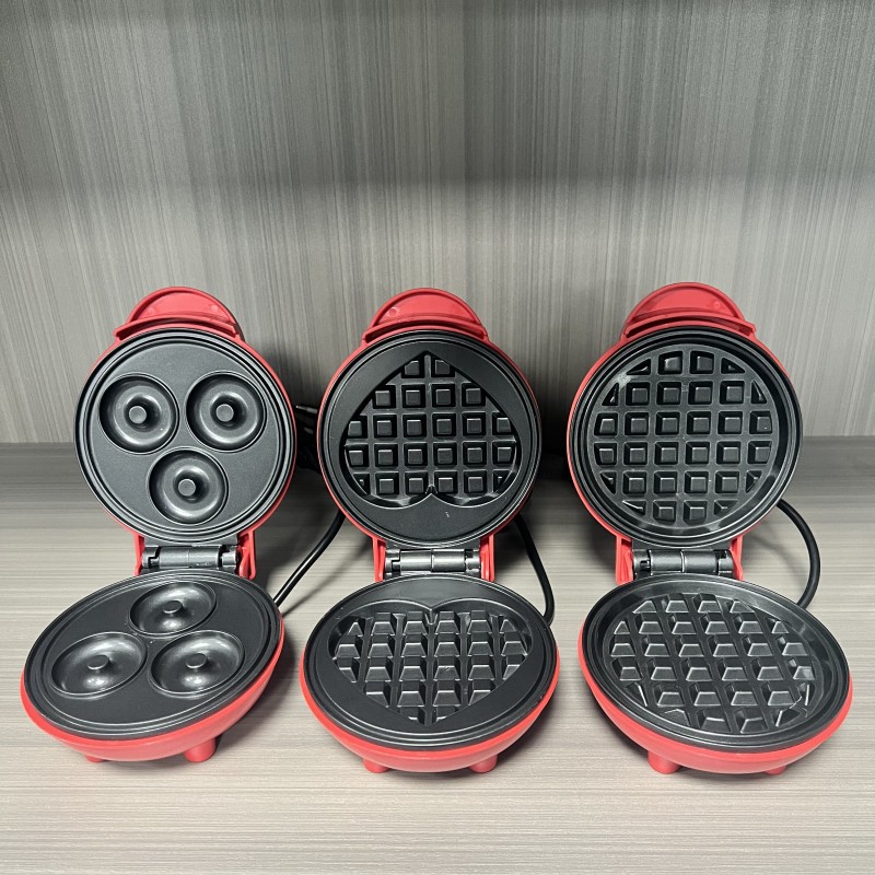 Breakfast Sandwich Maker - Multi Functional Mini Heart-shaped Waffle Maker